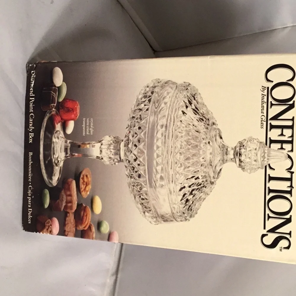 DIAMOND‎ POINT CRYSTAL CANDY BOX